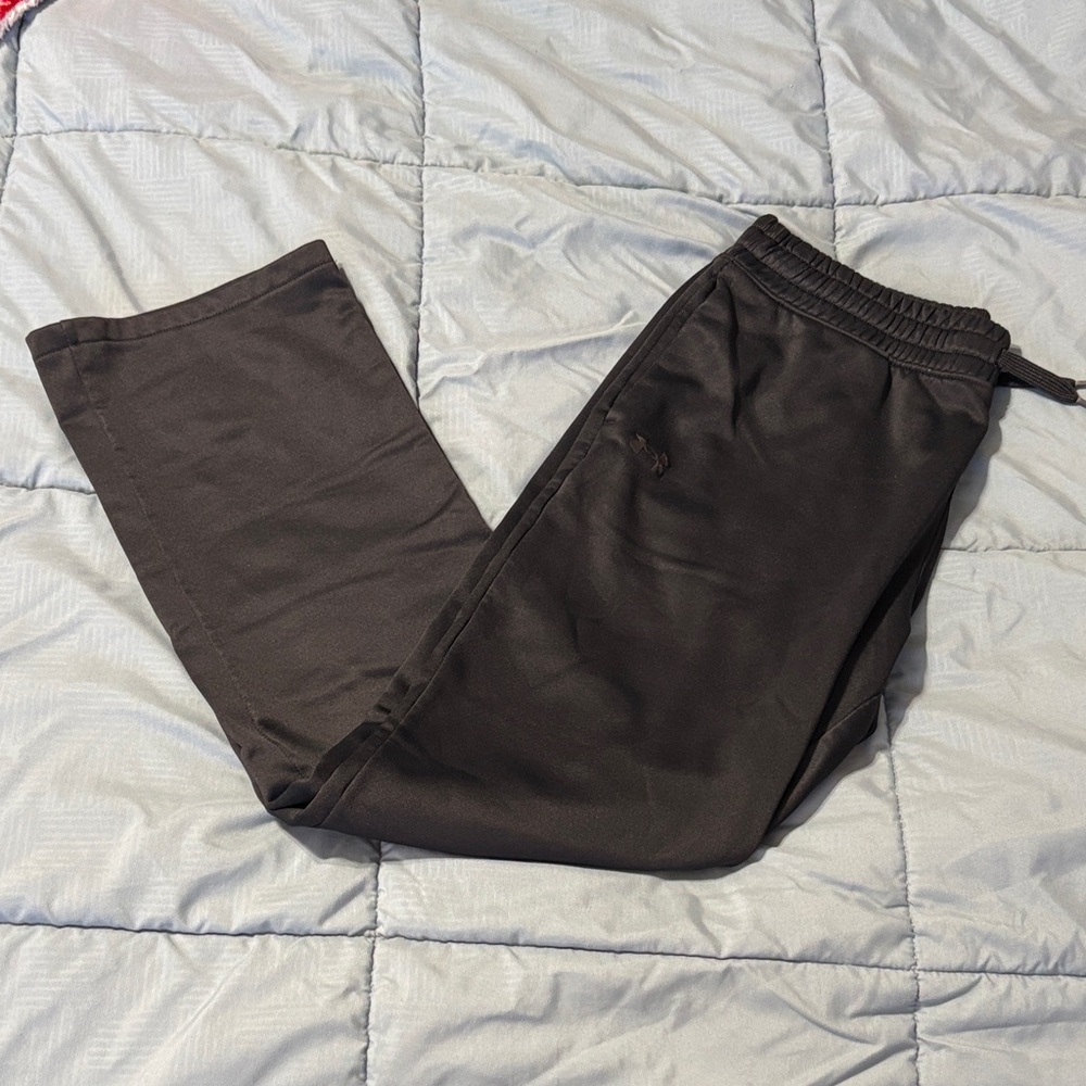 Black Under Armour sweatpants